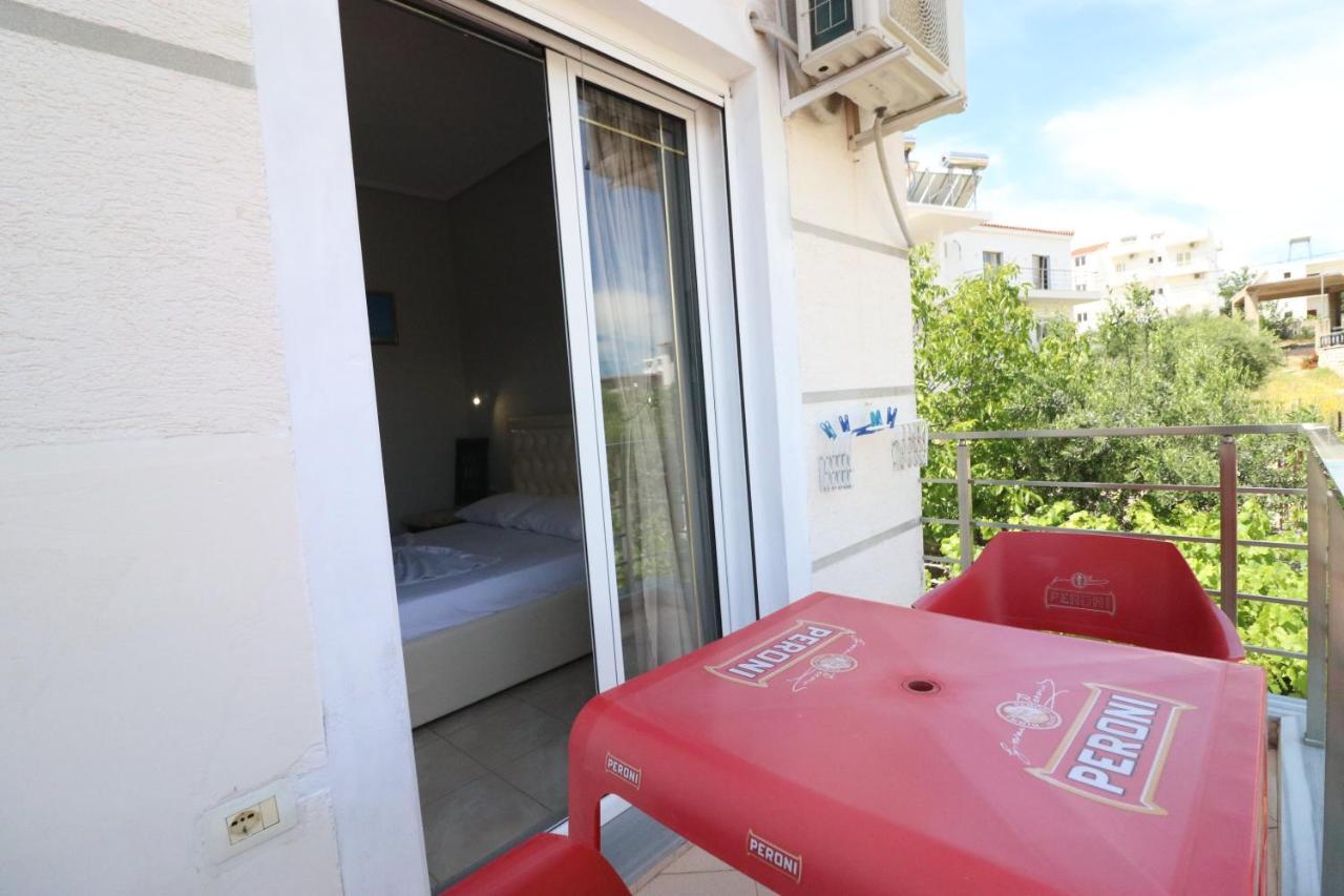 Villa Juli Εξαμίλιο Εξωτερικό φωτογραφία