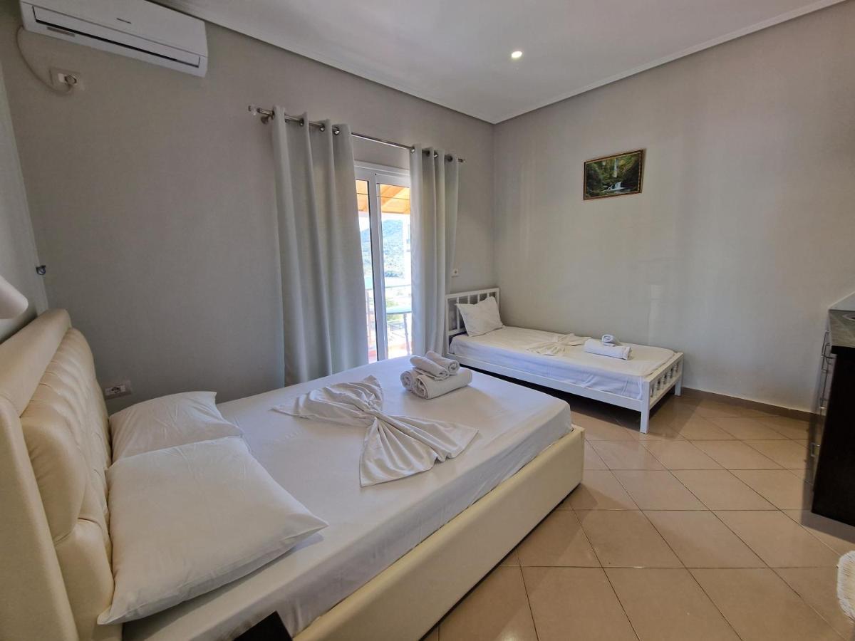 Villa Juli Εξαμίλιο Εξωτερικό φωτογραφία