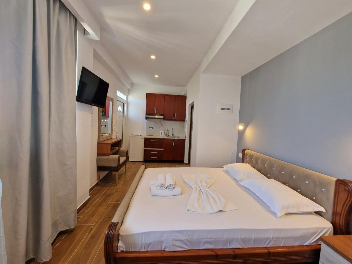 Villa Juli Εξαμίλιο Εξωτερικό φωτογραφία