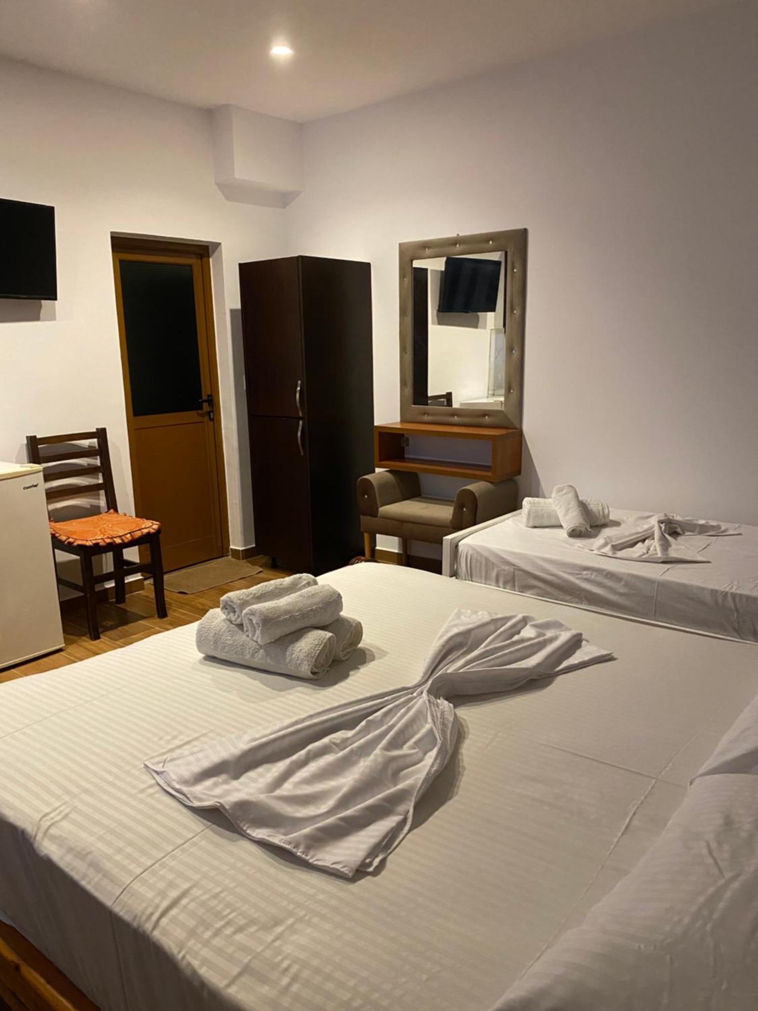 Villa Juli Εξαμίλιο Εξωτερικό φωτογραφία